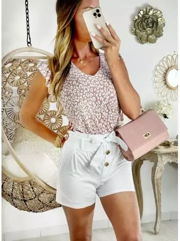 MyLookFeminin,Mon superbe short blanc boutonné et sa ceinture18 € Vêtements Mode femme fashion