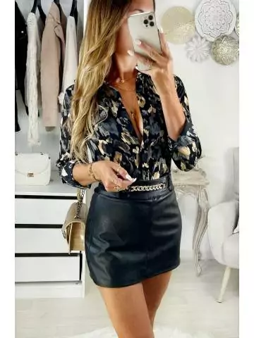 MyLookFeminin,Mon short style cuir & chaine23 € Vêtements Mode femme fashion