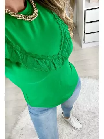 MyLookFeminin,Tee-shirt vert " V de broderies"17 € Vêtements Mode femme fashion