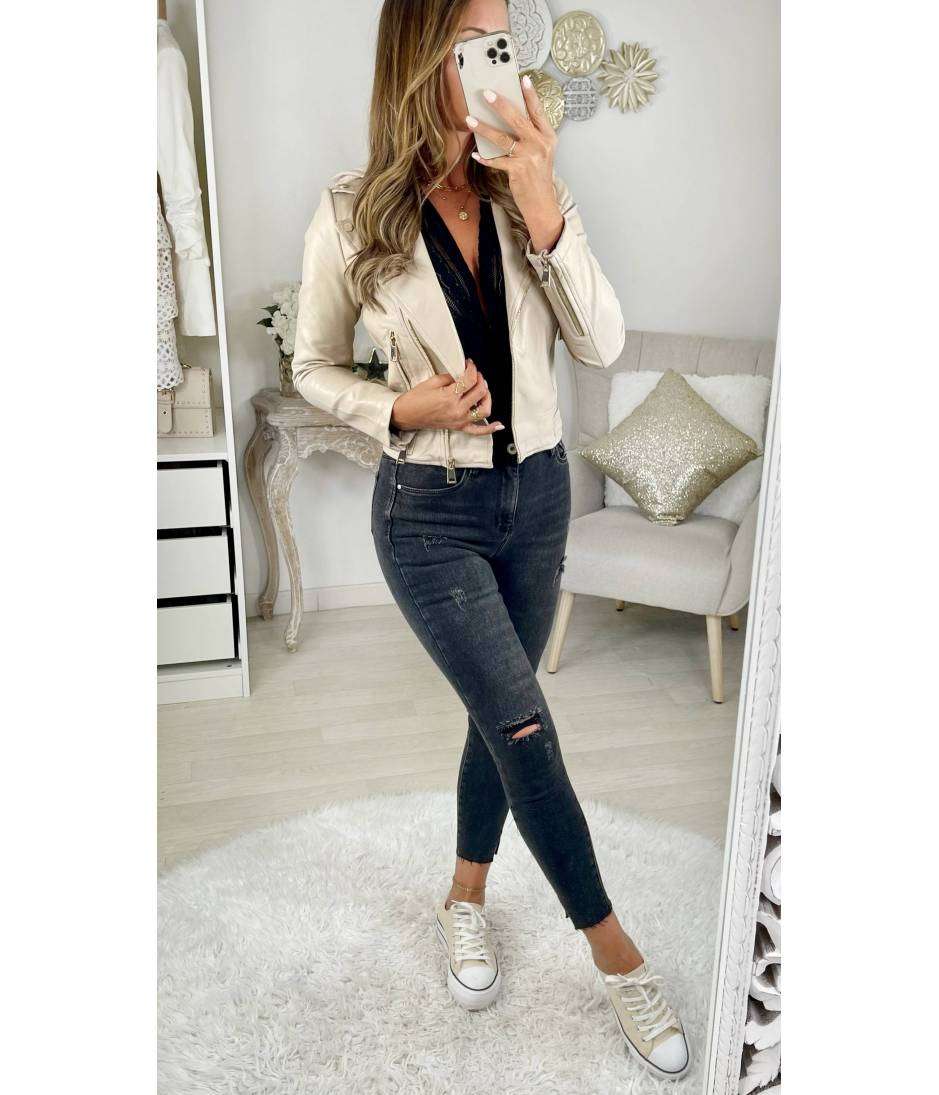 MyLookFeminin,Mon perfecto beige style cuir " Hood"33 € Vêtements Mode femme fashion