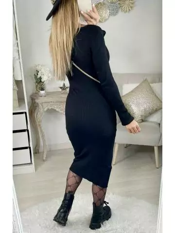 MyLookFeminin,Robe mi-longue black col carré "côtelée et fendue"29 € Vêtements Mode femme fashion