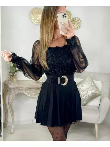 MyLookFeminin,Mon joli top noir manches voilage " buste shinny"26 € Vêtements Mode femme fashion