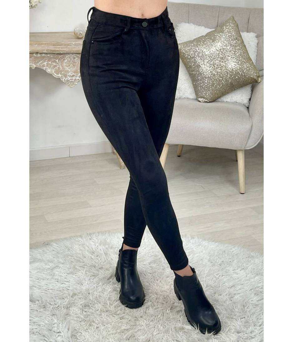 MyLookFeminin,mon pantalon noir "style daim"29 € Vêtements Mode femme fashion
