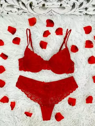 MyLookFeminin,Tanga rouge " Coup de Coeur ",prêt à porter mode femme