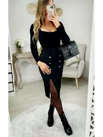 MyLookFeminin,Ma jupe noire & fendue "boutons dorés"26 € Vêtements Mode femme fashion