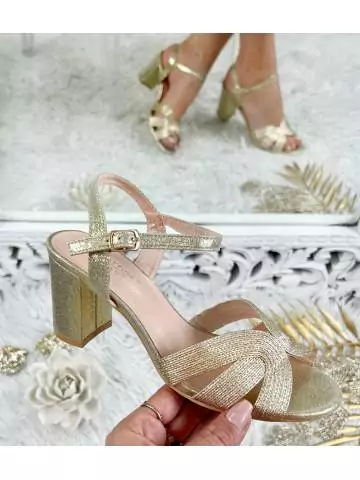 Mes jolies sandales à talons Gold & Braid"