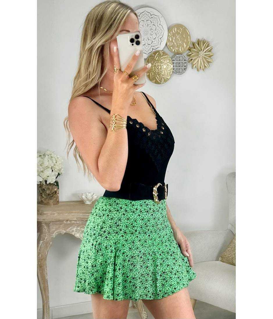 My Look Féminin jupe short verte et fleurie,prêt à porter pour femme